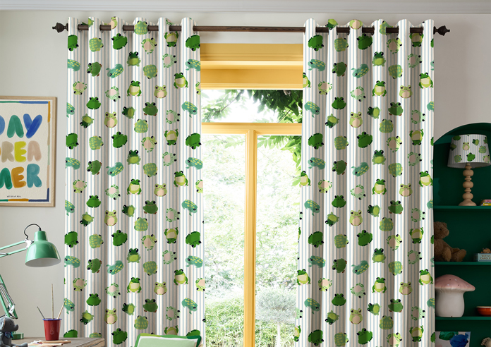 Wee Blue Bell Little Frogs, Pond - Made to Measure Curtains - Image 3